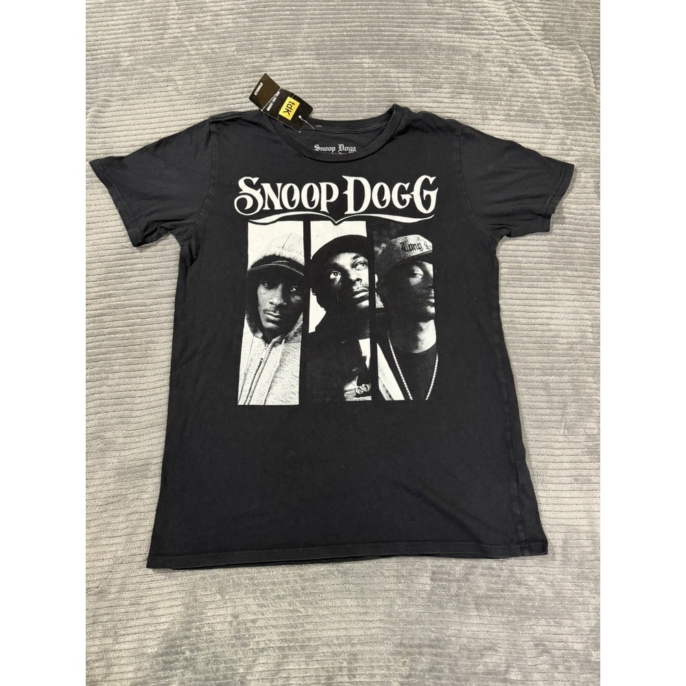 Snoop Dogg Spanky's Clothing Black 2016 EUC Rap T Shirt Size Smal Good Condition